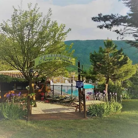 3 Etoiles - Piscine - Ccbafie *